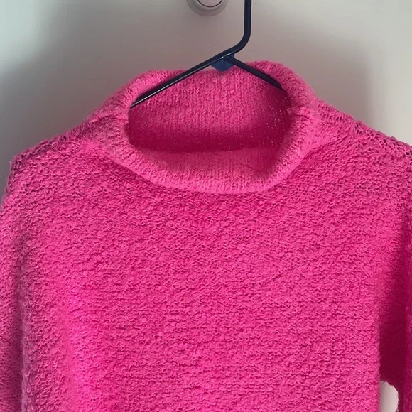 Lou & Grey Size XS Hot Pink Turtleneck Sweater - Picture 2 of 7